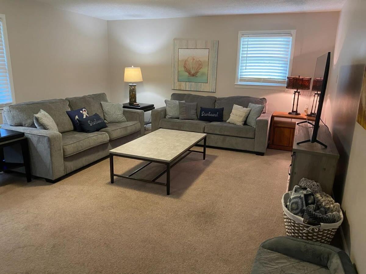 2Br Pet Friendly Home In Sneads Ferry With Parking Exterior photo