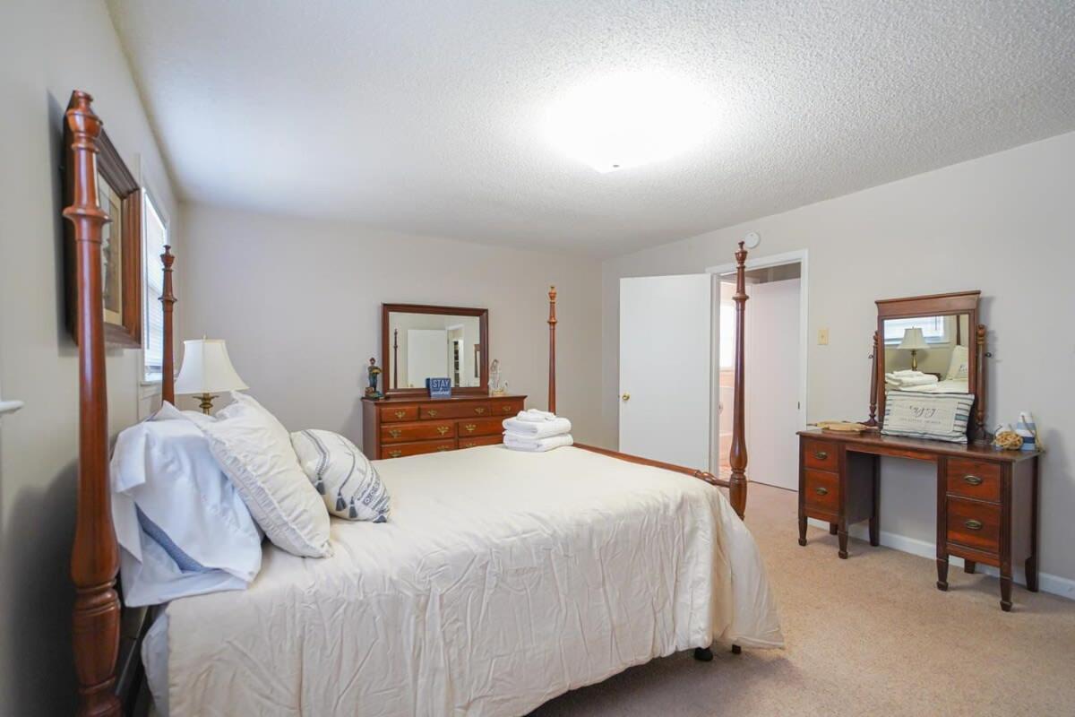 2Br Pet Friendly Home In Sneads Ferry With Parking Exterior photo