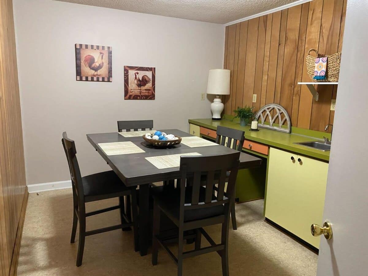 2Br Pet Friendly Home In Sneads Ferry With Parking Exterior photo