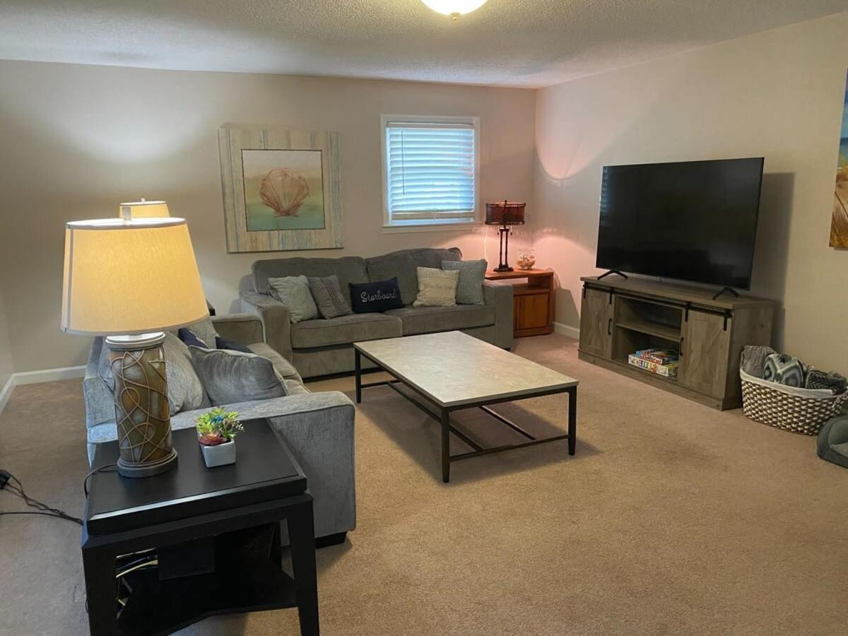 2Br Pet Friendly Home In Sneads Ferry With Parking Exterior photo
