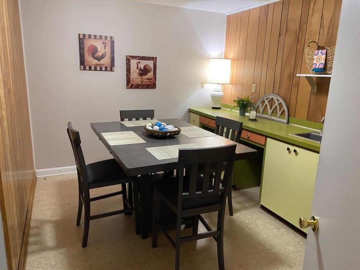 2Br Pet Friendly Home In Sneads Ferry With Parking Exterior photo