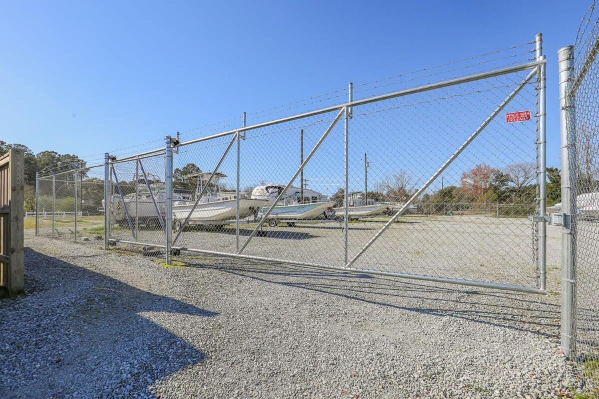 2Br Pet Friendly Home In Sneads Ferry With Parking Exterior photo