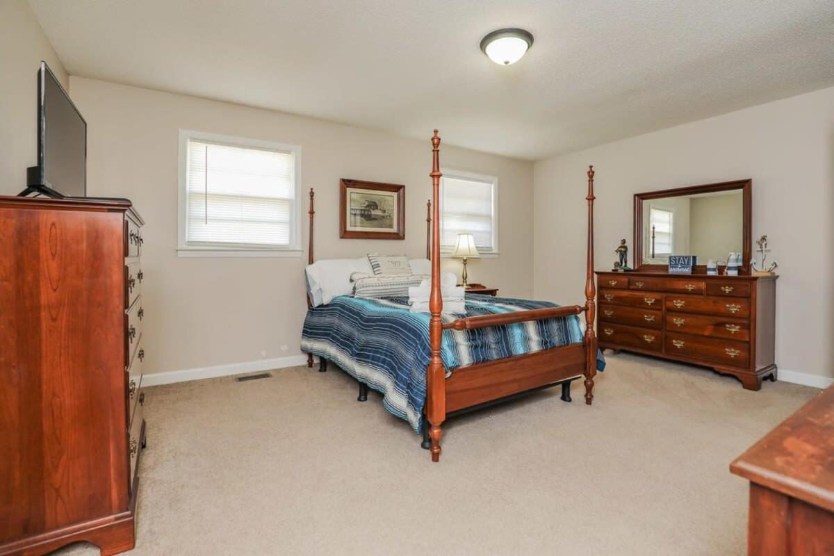 2Br Pet Friendly Home In Sneads Ferry With Parking Exterior photo
