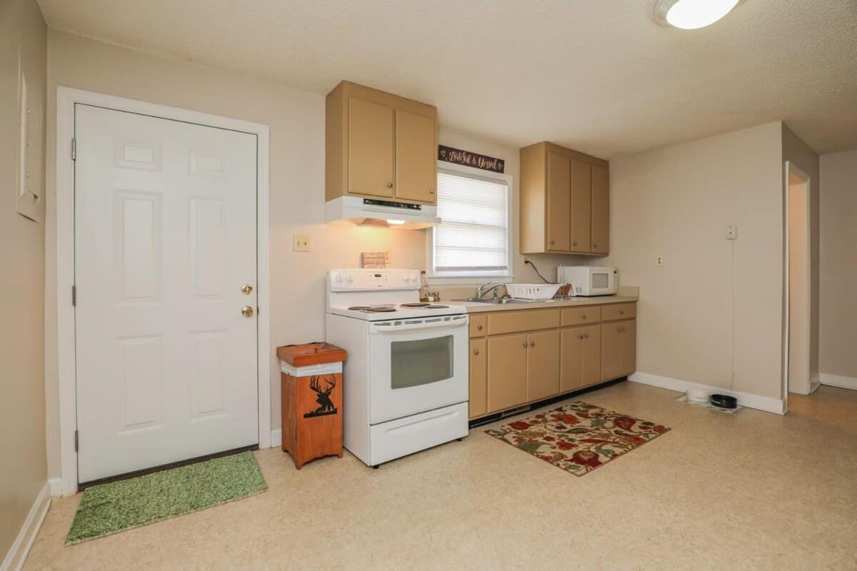 2Br Pet Friendly Home In Sneads Ferry With Parking Exterior photo