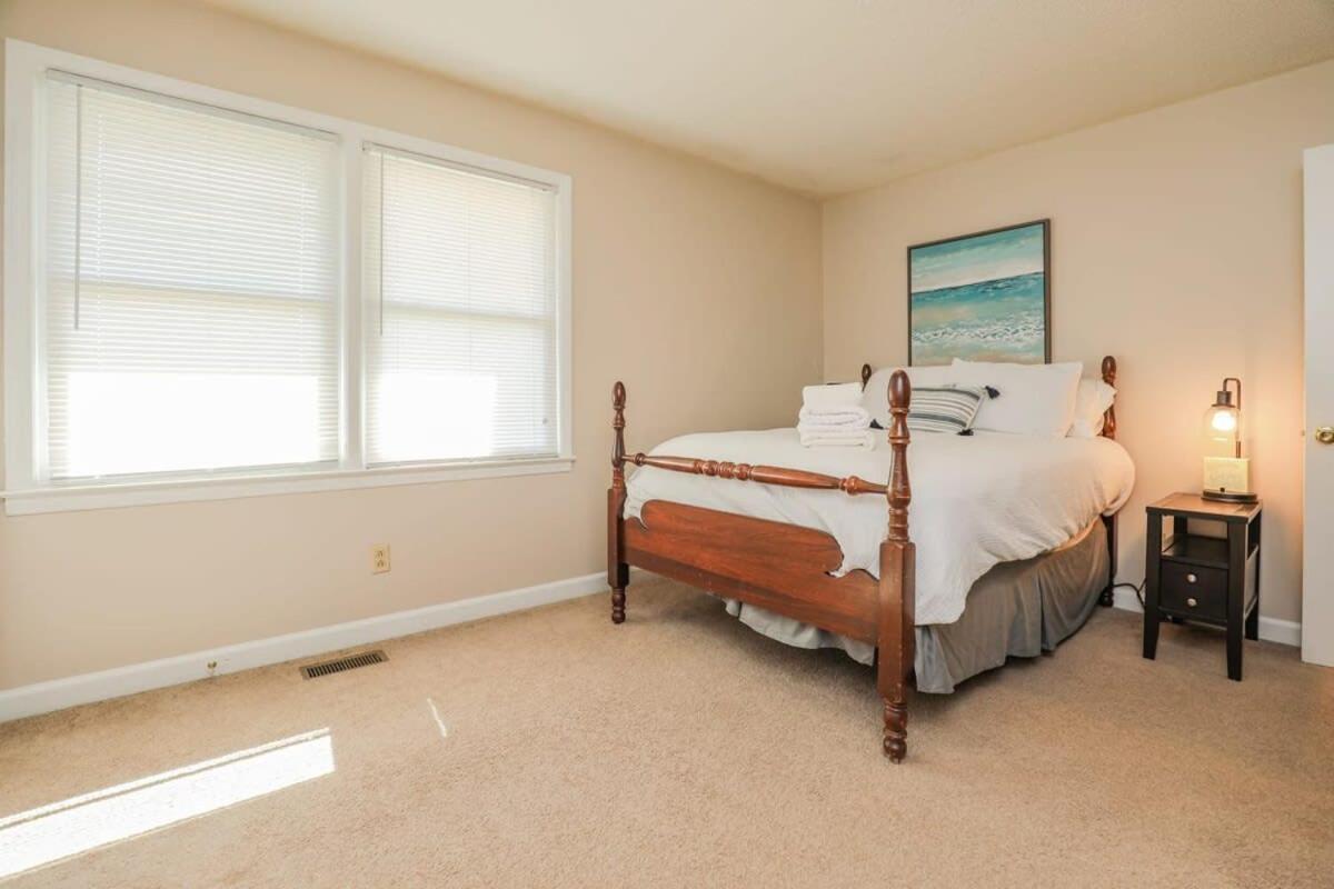 2Br Pet Friendly Home In Sneads Ferry With Parking Exterior photo